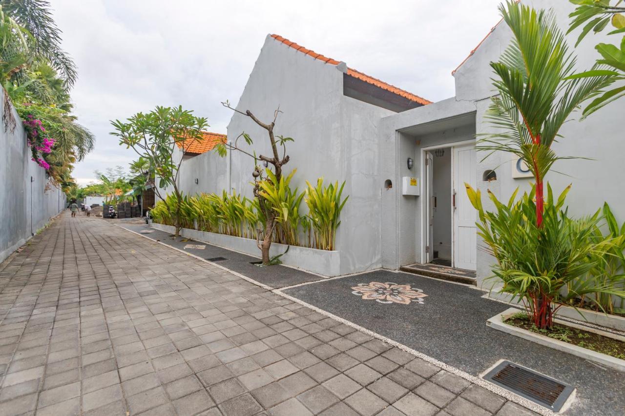 Вилла Casa Nisa Seminyak Экстерьер фото
